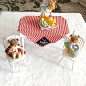 My Little Kitchen Fairies table and chairs